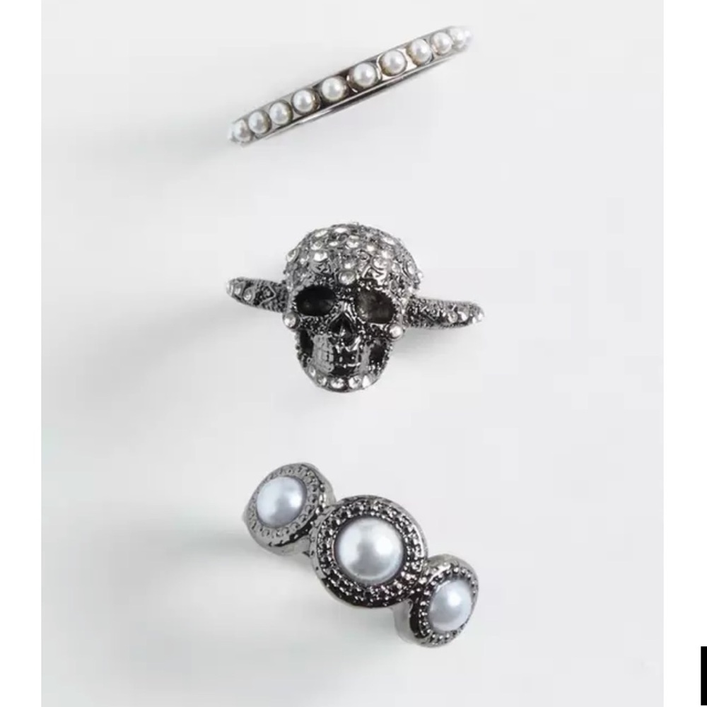 Pave Silver Skull Ring Set